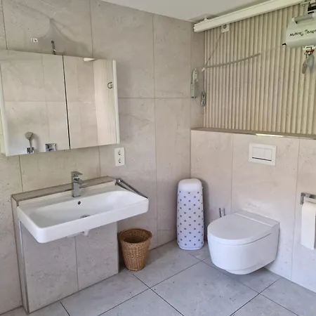 Isarwinkel Exklusiv - Private Luxus-ferienwohnung, Auch Fuer Menschen Mit Handicap Apartment
